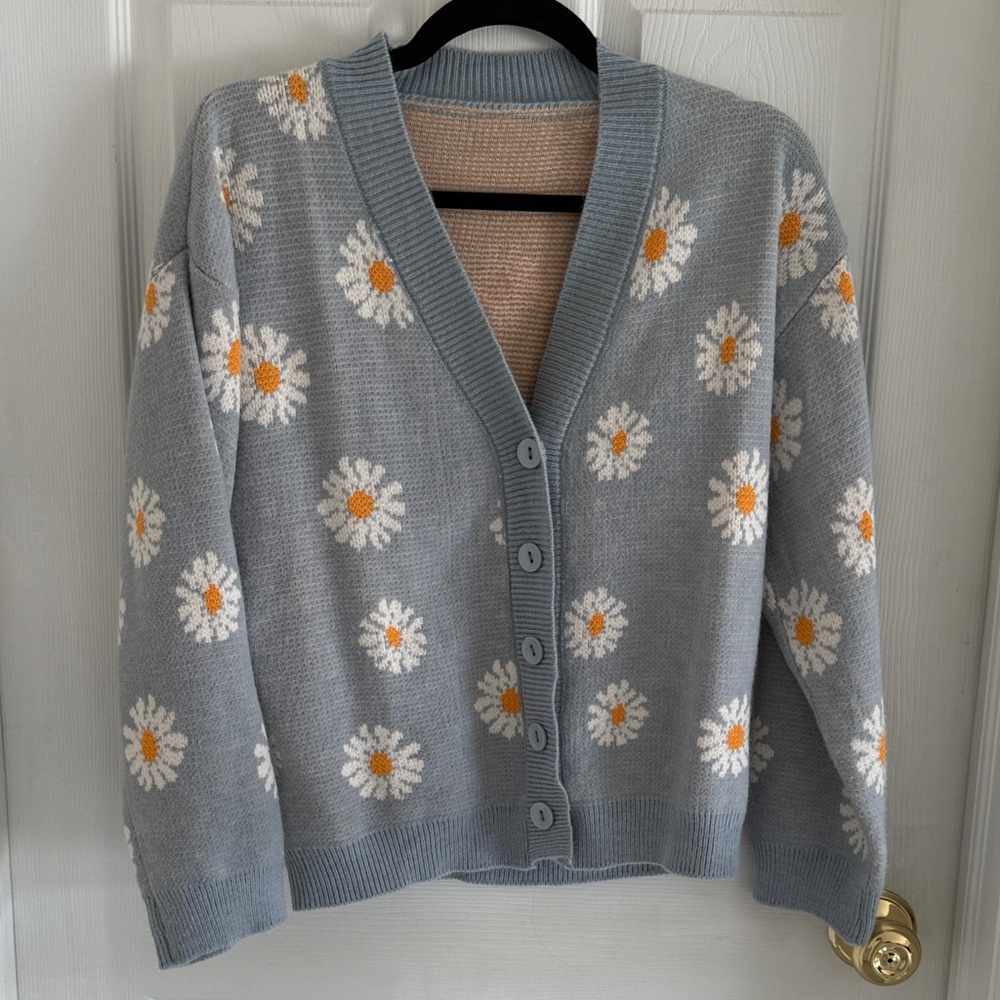 Light Blue Daisy Button-Front Women's Cardigan Sweater